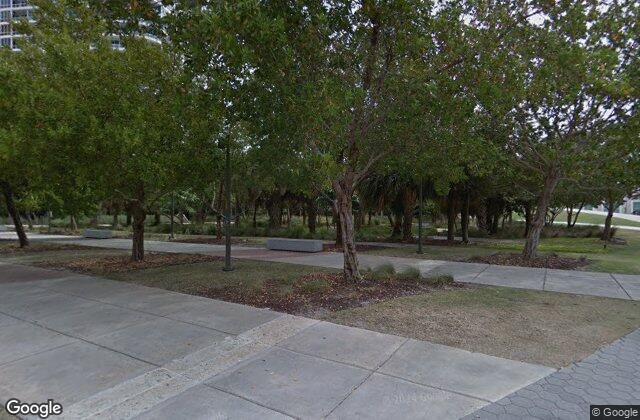 Street view of South Pointe, Miami Beach, FL