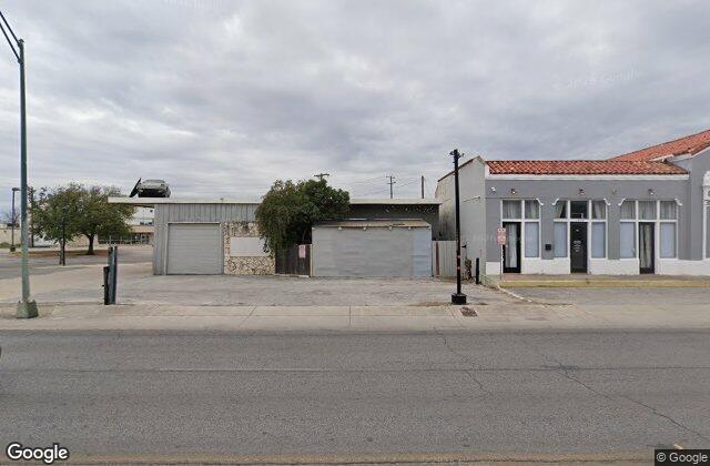Street view of Blanco Road corridor, between Fresno Street and West Hildebrand Street, San Antonio, TX